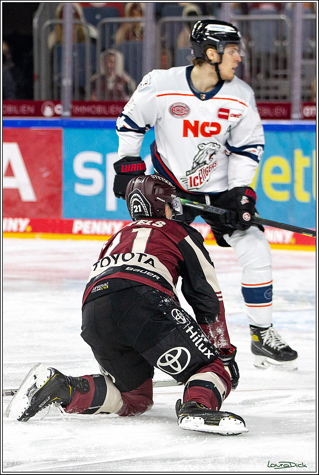 PENNY DEL;  Koelner Haie - Nuernberger Ice Tigers; Koeln, 25.03.2021